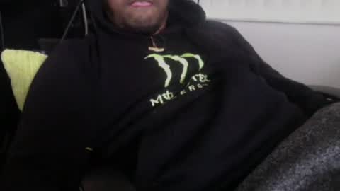 Snapshot of 9inchhammer chatting on 01/15/25, 08:37 9inchhammer online show from 01/15/25, 08:37