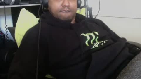 Snapshot of 9inchhammer chatting on 01/17/25, 06:33 9inchhammer online show from 01/17/25, 06:33