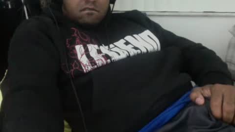 Snapshot of 9inchhammer chatting on 02/20/25, 01:03 9inchhammer online show from 02/20/25, 01:03