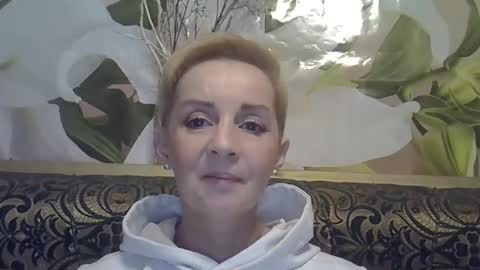 Snapshot of 9kitty chatting on 02/15/25, 02:22 9kitty online show from 02/15/25, 02:22