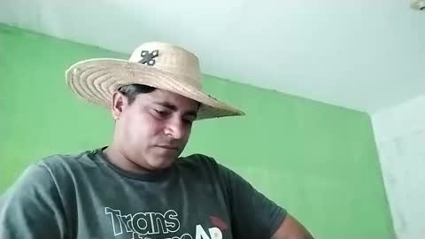 9vinhocamshow online show from 12/13/24, 11:34