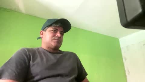 9vinhocamshow online show from 09/24/25, 11:46