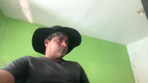 9vinhocamshow online show from 10/08/25, 11:30