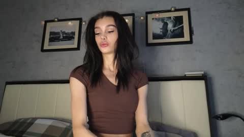 KARINA online show from 11/23/25, 11:54