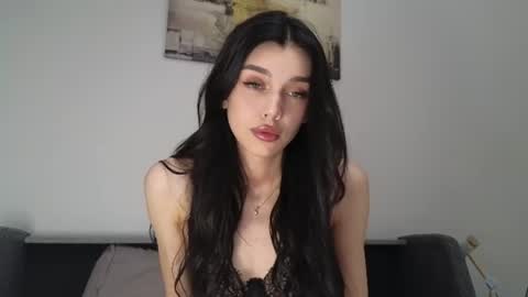 Snapshot of 9west chatting on 06/29/26, 01:33 KARINA online show from 06/29/26, 01:33