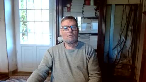 _123_voyeur_ online show from 03/19/26, 12:31