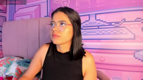 Snapshot of _18alice chatting on 09/13/25, 03:17 Alice  online show from 09/13/25, 03:17