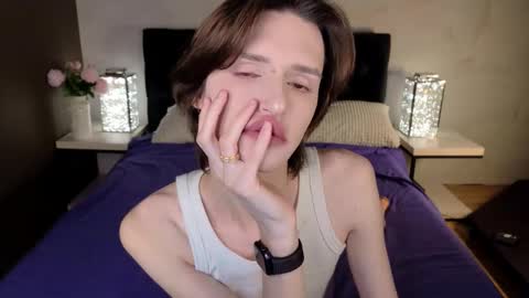 adrian online show from 09/14/25, 08:30