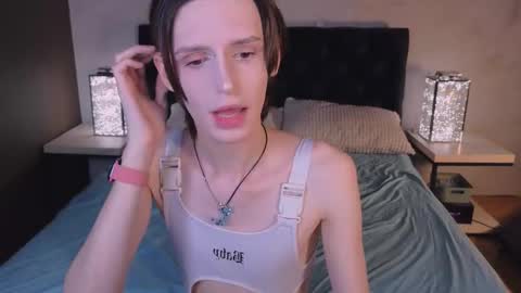 adrian online show from 09/20/25, 05:19