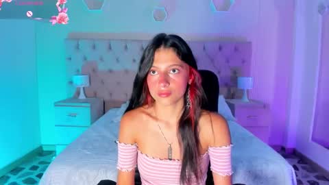 Snapshot of _agathaargent chatting on 10/03/25, 05:04 Agatha online show from 10/03/25, 05:04