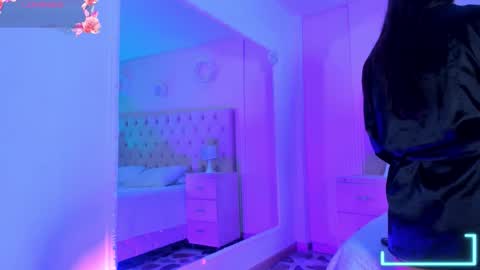 Snapshot of _agathaargent chatting on 10/11/25, 07:07 Agatha online show from 10/11/25, 07:07