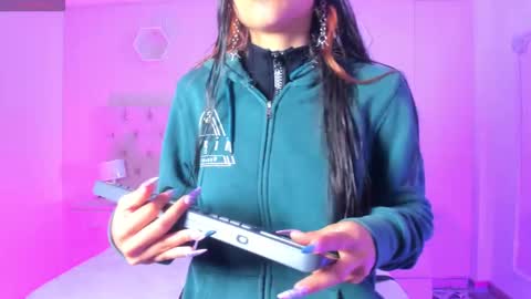 Snapshot of _agathaargent chatting on 11/03/25, 04:14 Agatha online show from 11/03/25, 04:14