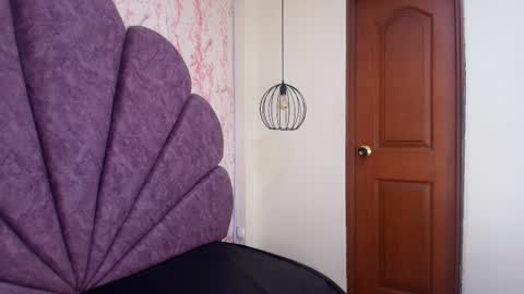  Alaia online show from 10/14/25, 12:17