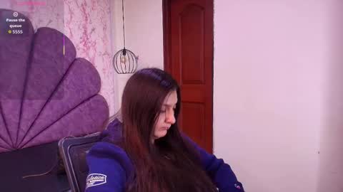 Snapshot of _alaia_collway_ chatting on 03/17/26, 12:08 Alaia online show from 03/17/26, 12:08