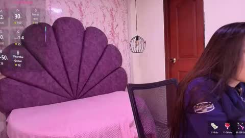 Snapshot of _alaia_collway_ chatting on 03/21/26, 12:10 Alaia online show from 03/21/26, 12:10