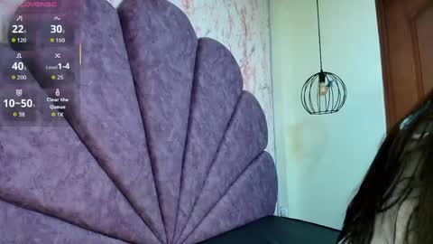 Snapshot of _alaia_collway_ chatting on 04/22/26, 12:07 Alaia online show from 04/22/26, 12:07