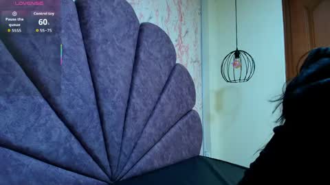 Snapshot of _alaia_collway_ chatting on 05/20/26, 12:00 Alaia online show from 05/20/26, 12:00
