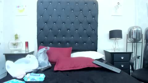 Snapshot of _alana_johnson chatting on 12/13/25, 07:53 _alana_johnson online show from 12/13/25, 07:53