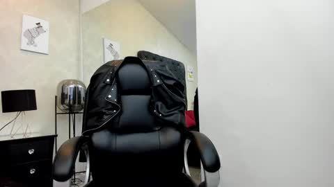 _alana_johnson online show from 05/22/26, 12:33