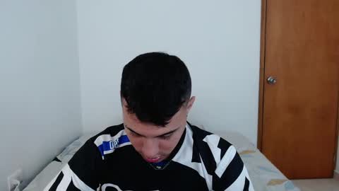 Alex online show from 01/11/25, 04:27