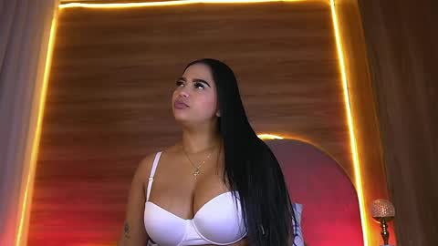 Snapshot of _alexaa_20 chatting on 04/01/26, 11:55 Alexa online show from 04/01/26, 11:55