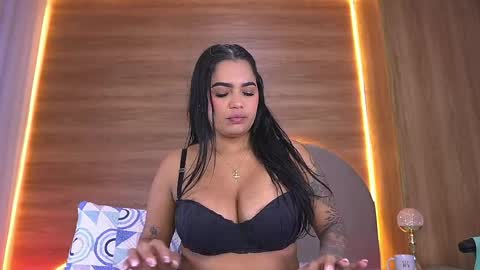 Snapshot of _alexaa_20 chatting on 04/14/26, 11:49 Alexa online show from 04/14/26, 11:49