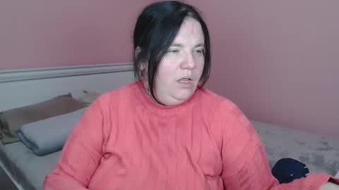 Snapshot of _alexandra_ray_ chatting on 11/13/25, 10:25 _alexandra_ray_ online show from 11/13/25, 10:25