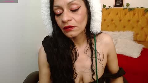 Alexandra online show from 12/15/24, 02:08