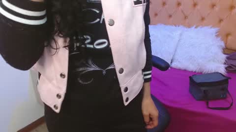 Alexandra online show from 12/28/24, 01:06