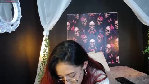 Snapshot of _alhanna chatting on 12/03/24, 09:23 Alhanna online show from 12/03/24, 09:23