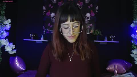 Snapshot of _alhanna chatting on 11/25/25, 08:53 Alhanna online show from 11/25/25, 08:53