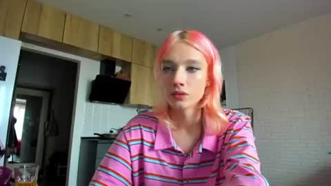 Snapshot of _alice_kitty chatting on 06/15/26, 07:43 Gaylord online show from 06/15/26, 07:43