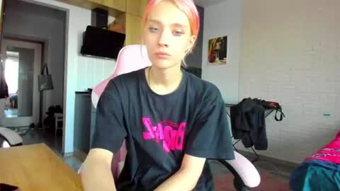 Snapshot of _alice_kitty chatting on 06/26/26, 05:06 Gaylord online show from 06/26/26, 05:06