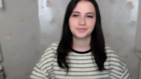 Snapshot of _alicecandy_ chatting on 12/30/24, 01:25 Alice online show from 12/30/24, 01:25