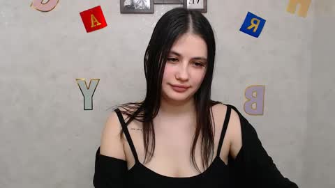 Snapshot of _alicecandy_ chatting on 02/25/25, 12:24 Alice online show from 02/25/25, 12:24