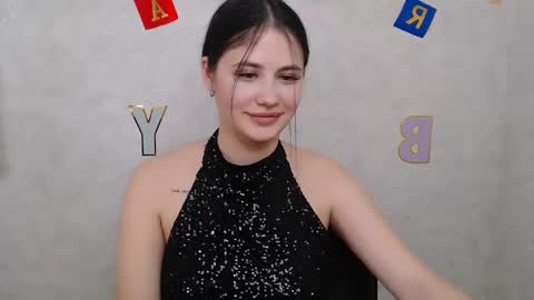 Snapshot of _alicecandy_ chatting on 03/08/25, 10:43 Alice online show from 03/08/25, 10:43