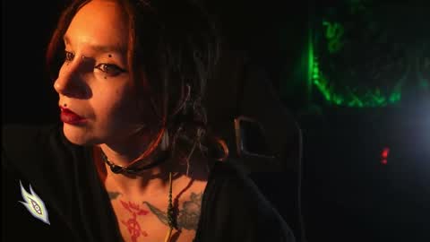 Snapshot of _alicemorrison_ chatting on 10/23/25, 06:39 Alice Morrison Mistress Datura online show from 10/23/25, 06:39