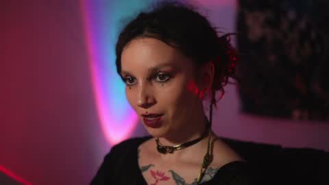 Snapshot of _alicemorrison_ chatting on 05/20/26, 05:30 Alice Morrison Mistress Datura online show from 05/20/26, 05:30