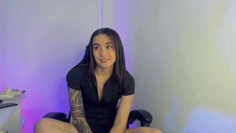 Snapshot of _alicerosse2 chatting on 02/20/25, 02:51 ALICE online show from 02/20/25, 02:51
