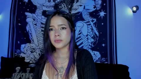 _alicesasha_ online show from 11/15/25, 08:11