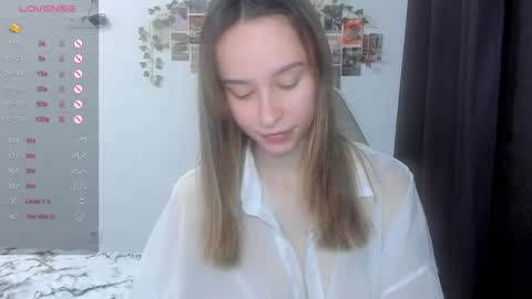 Snapshot of _alissaa_ chatting on 03/12/26, 12:33 Alice online show from 03/12/26, 12:33