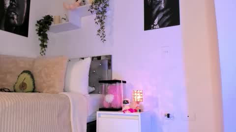 Karo online show from 10/23/25, 08:07