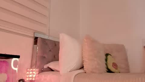 Karo online show from 07/25/26, 05:10