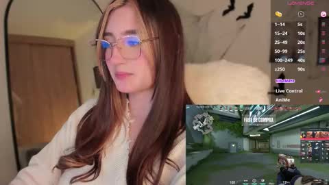 Snapshot of _allisongomez chatting on 10/31/25, 03:29 _allisongomez online show from 10/31/25, 03:29