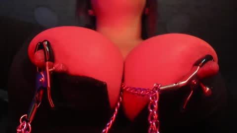 Snapshot of _always__horny chatting on 09/12/25, 04:56 Giulia...... online show from 09/12/25, 04:56