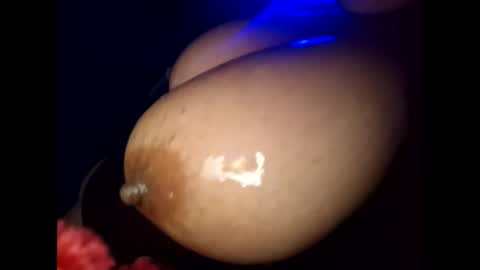 Snapshot of _always__horny chatting on 10/23/25, 04:01 Giulia...... online show from 10/23/25, 04:01