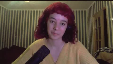 Amber online show from 11/11/25, 02:33