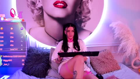 Amy  online show from 02/06/25, 02:11