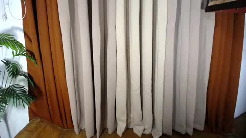 Amy online show from 10/19/25, 12:17