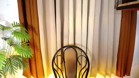 Amy online show from 10/22/25, 04:51